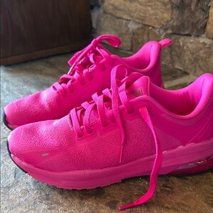 Avia Pink Sneakers Modern Minimalist Design